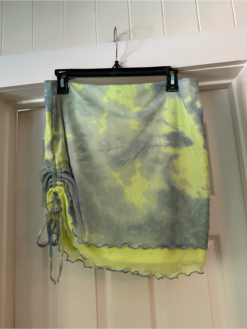 wild fable Neon Yellow & Gray Tie-Dye Side-Ruche Swim Wrap